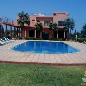 Affitto villa 10km marrakech></noscript>
                                                        <span class=