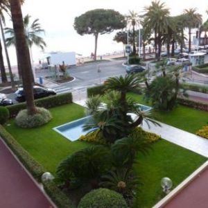 Alquiler apartamento cannes ></noscript>
                                                        <span class=