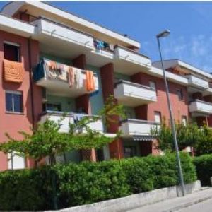 Rent apartment porto recanati/scossicci macerata></noscript>
                                                        <span class=