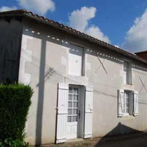 Venta casa benest 16350 poitiers></noscript>
                                                        <span class=