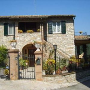 Location appartement corciano perugia></noscript>
                                                        <span class=